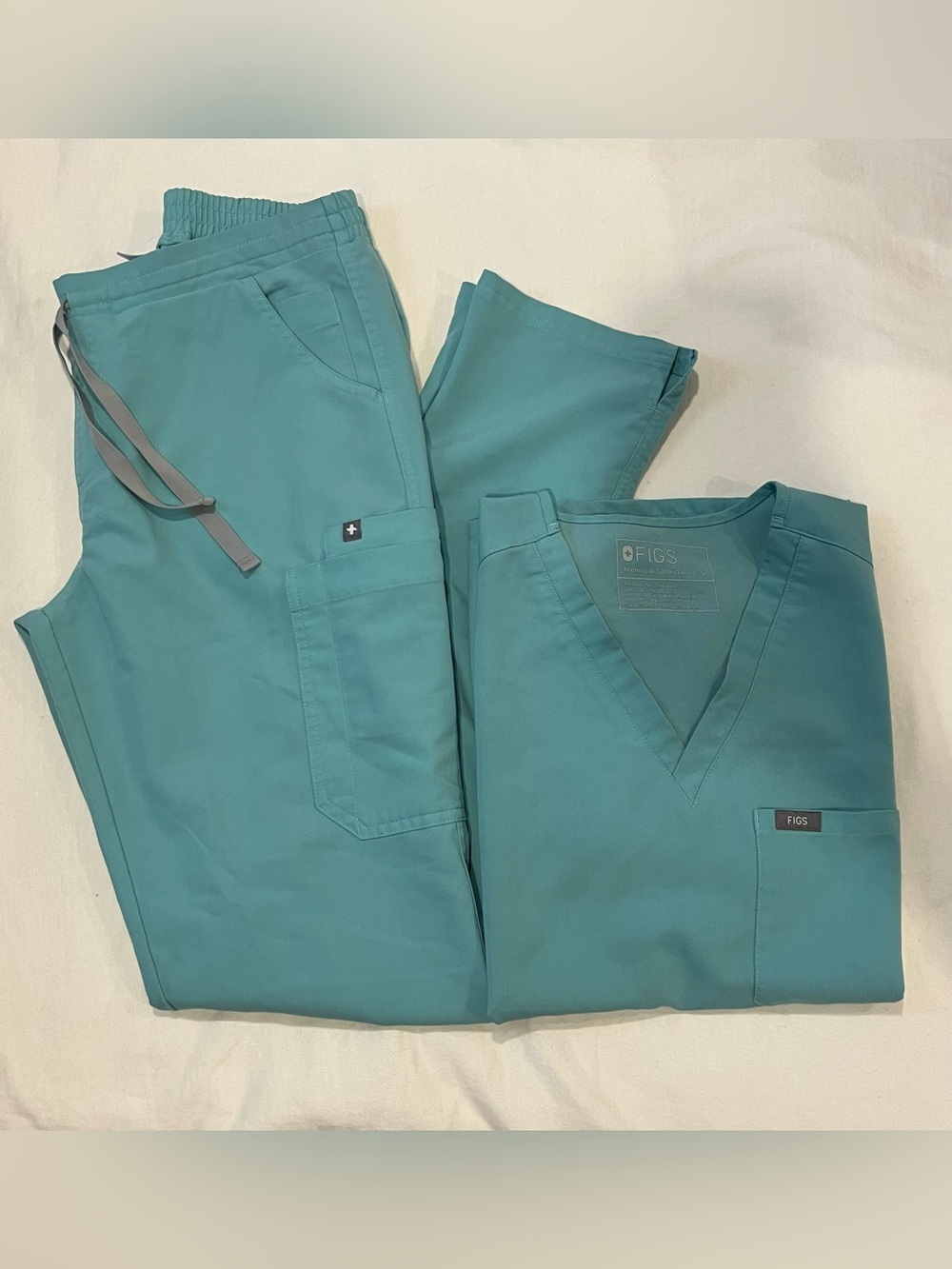 FIGS Scrub Set Small Fresh Aqua